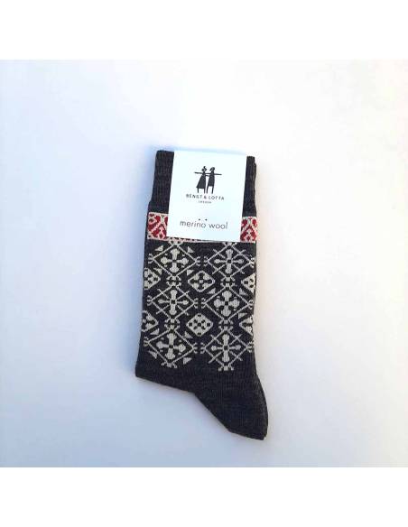 Chaussettes créateurs laine mérinos fantaisie grise et noir liseré nordique avec joli motif 