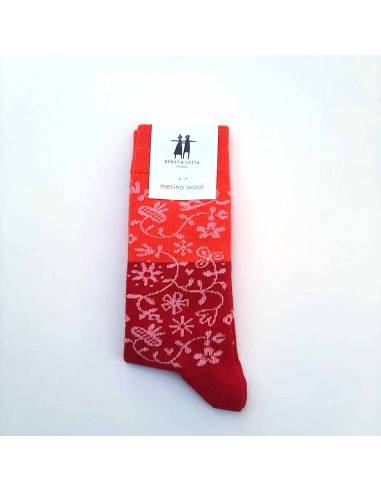 Chaussettes rose fushia jardin créateurs laine mérinos fantaisie bengt and lotta design nordique motifs jardin 