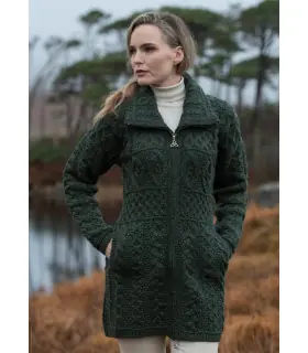 Jersey de cuello alto irlandés para mujer en pura lana merino roja
