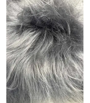 Coussin en peau d'agneau véritable gris longs poils très doux décoration nordique 