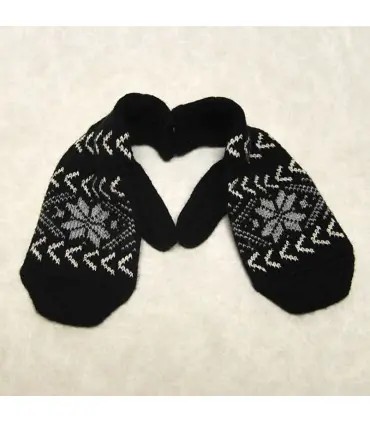 Nordic mittens wool