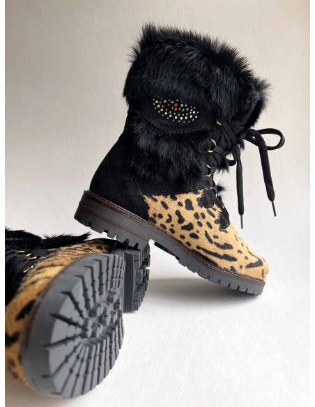 Bottes femme fourrure noire et cuir de vache léopard 
