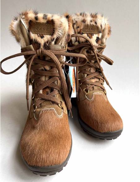 Bottes luxueuses femme fourrure et cuir de vache languette peau de lapin motifs léopard 