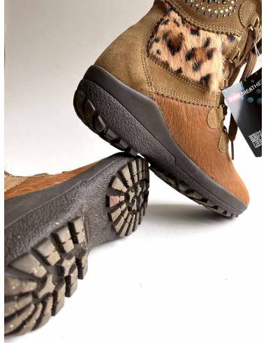 Bottes luxueuses femme fourrure et cuir de vache semelle en caoutchou recyclé et gomme recyclée