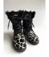 Warme Stiefel für Frauen mit buntem Kaninchenfell in Schwarz oder Weiß und Rindsleder mit Leopardenmuster- Morgana