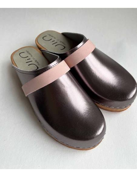 Women's swedish wooden clogs in leather silver or bronze