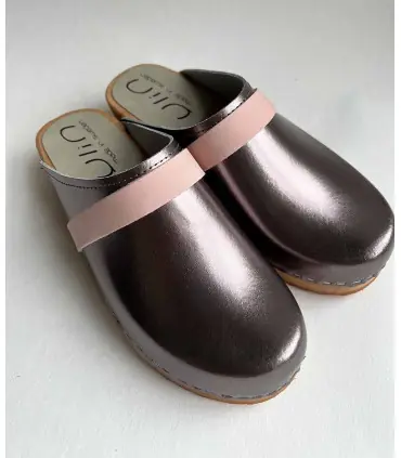 Women's swedish wooden clogs in leather silver or bronze