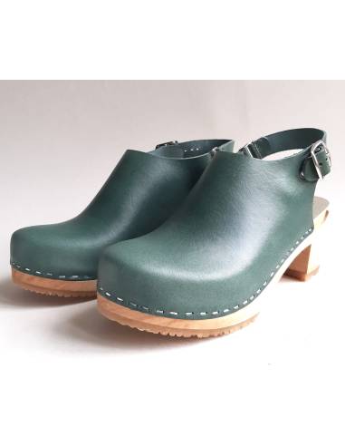 Mujer sueca tacones de madera descalza sandalias y cordones