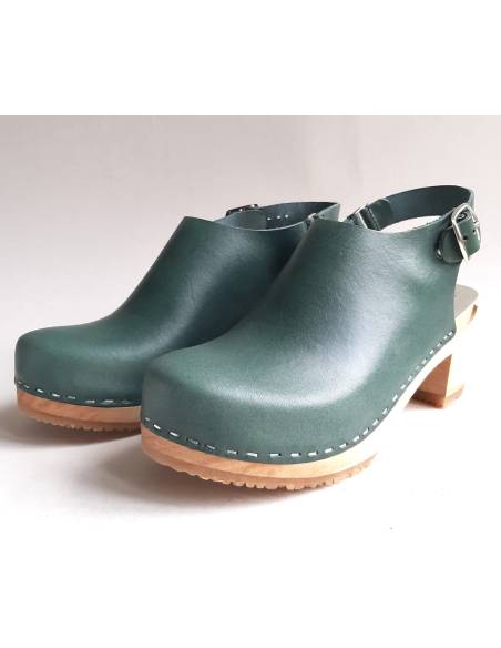 Sandales suédoises femme en bois à talons hauts et à brides articulées tannage VEG 
