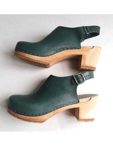 Mujer sueca tacones de madera descalza sandalias y cordones