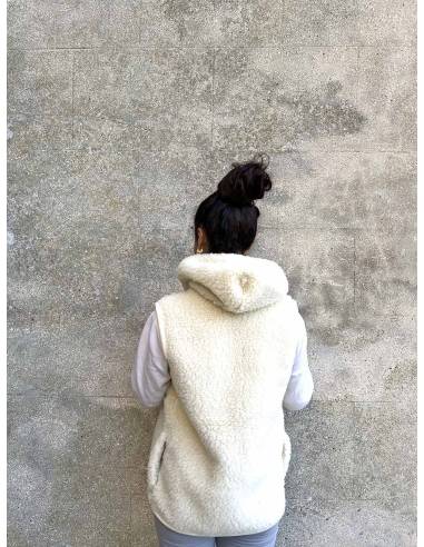 Veste pure laine avec capuche et fermeture ZIP sans manche couleur écru ou blanc cassé