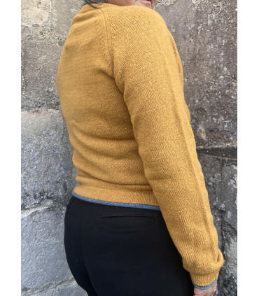 Damen Nordische Wollstrickjacke mit V-Ausschnitt in zweifarbiger Creme und Rosa oder Blau und Beige
