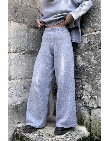 Pantalon en laine mérinos jambe large en maille fines et larges en jersey et motif torsades 
