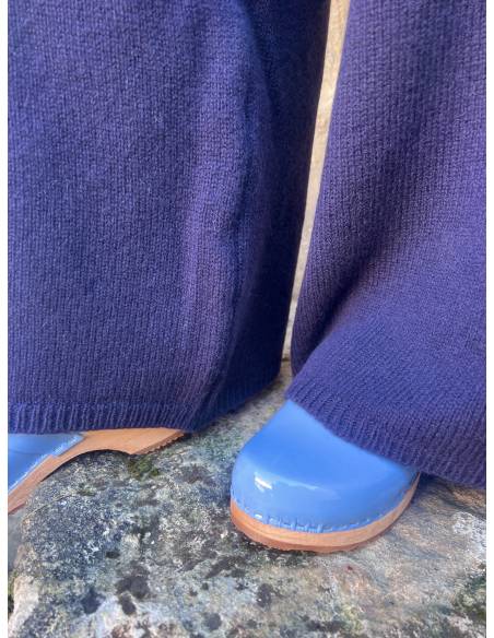 Merino wool wide-leg jersey trousers with twist pattern