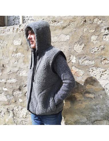 Waistcoat sleevesless pure wool with ZIP and hood