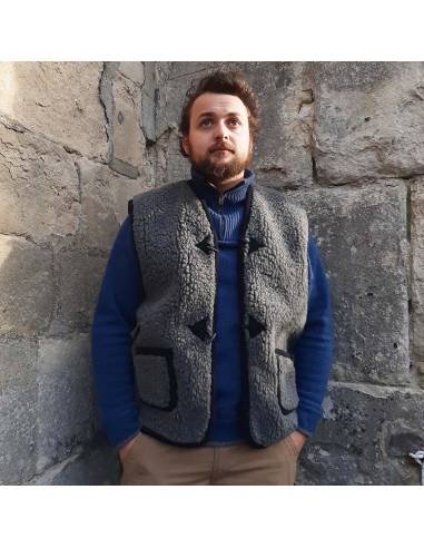 Gilet de Berger pure laine à brandebourg