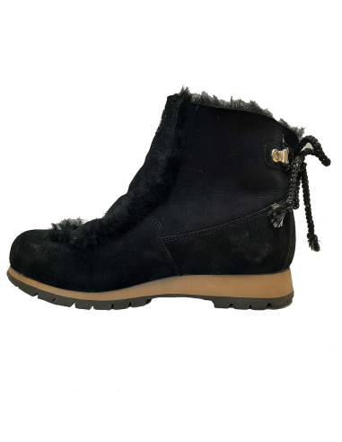 Beige oder schwarze Damenschuhe für große Kälte aus echtem Schafsfell Olang Aurora.