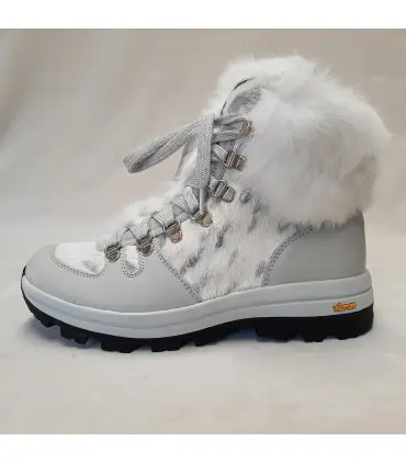 Women's cow leather macrame snow boot