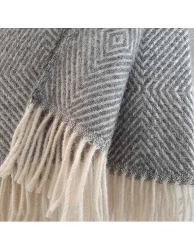 Decken winkel beige in reiner Schurwolle