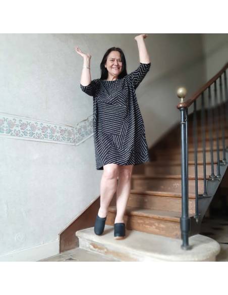Vestido túnica de mujer con motivos asimétricos Blanco y Negro