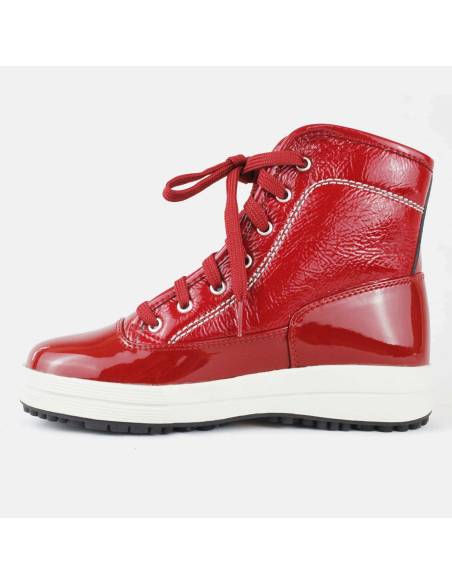 Women's snow boots with Vibram SOUND soles