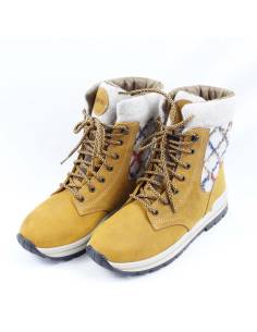 Women's warm shoes in yellow hydro leather and patterned real wool collar