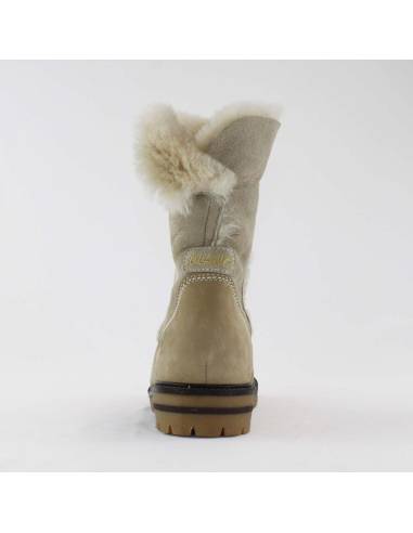 Warme Halbschuhe für Frauen aus gewendetem Schafsfell und Hydro-Leder.