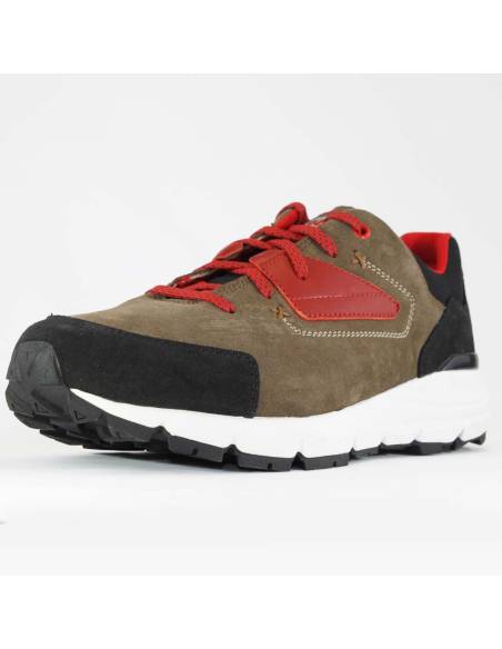 Baskets basses pour homme en cuir naturel avec empiècements en tissu noir
