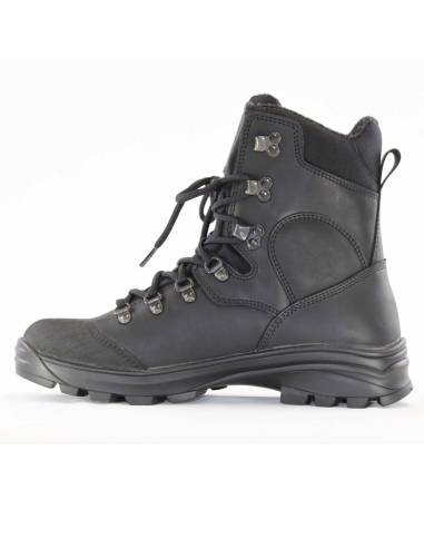 Cálidos zapatos de hombre en piel negra hidrófuga y puntera de goma acanalada reforzada