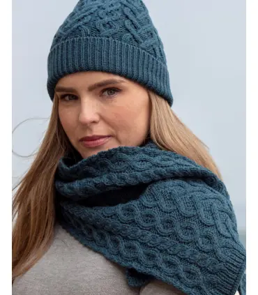 Thick warm scarf in pure merino wool 