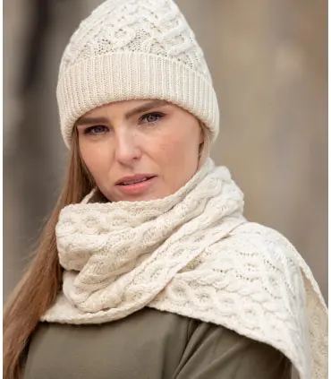 Thick warm scarf in pure merino wool 