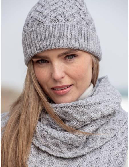 Thick warm scarf in pure merino wool 