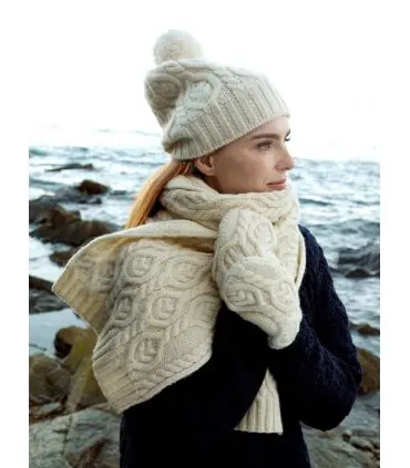 Thick warm scarf in pure merino wool 