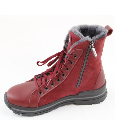 Women's warm boots in red water-suede leather with real wool lining