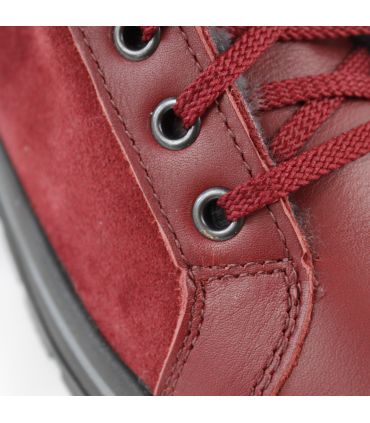 Women's warm boots in red water-suede leather with real wool lining