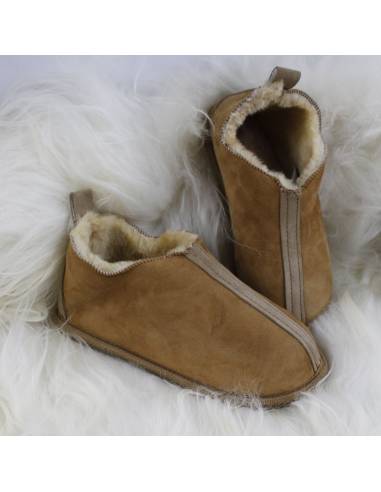 Cálidas zapatillas nórdicas de piel de cordero SALLY