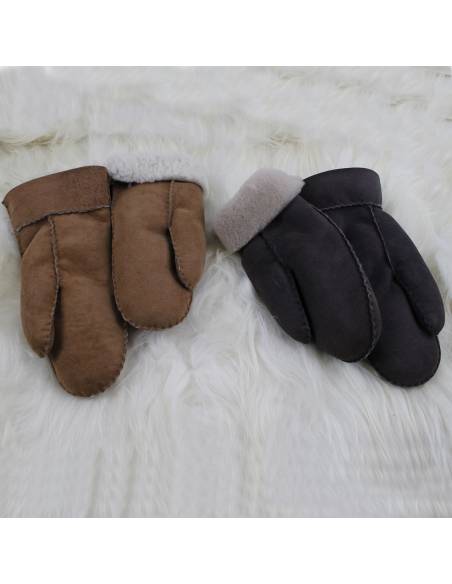 Mittens in genuine sheepskin