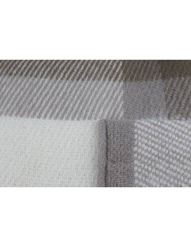 Stole with pockets in pure new wool