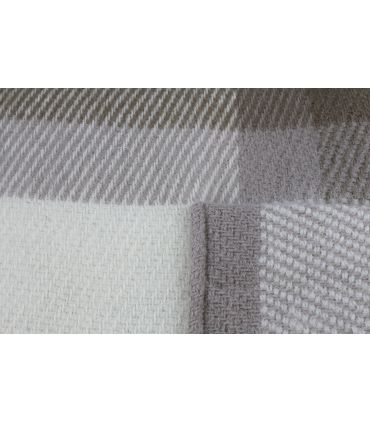 Stole with pockets in pure new wool