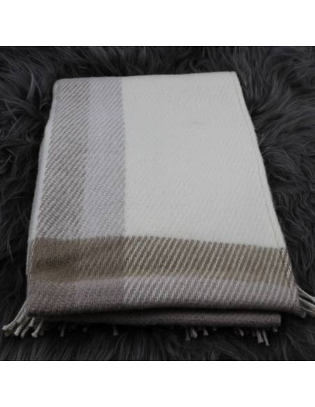 Etole chaude à poches en pure laine vierge beige 04 tartan