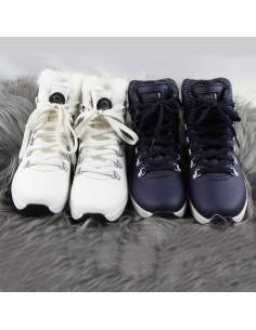 Cálidas zapatillas de mujer en cuero blanco o azul 