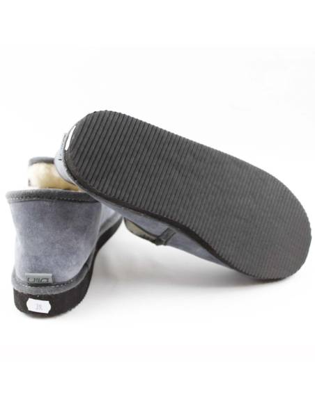 Warm lambskin slippers for men and women