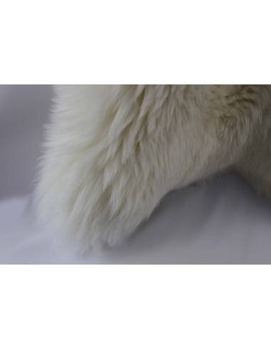 Grandes Peaux de mouton décoration tannage végétal ecru ou gris foncé