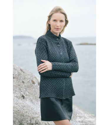 Cardigan femme à col petit col at boutons en pure laine de merinos