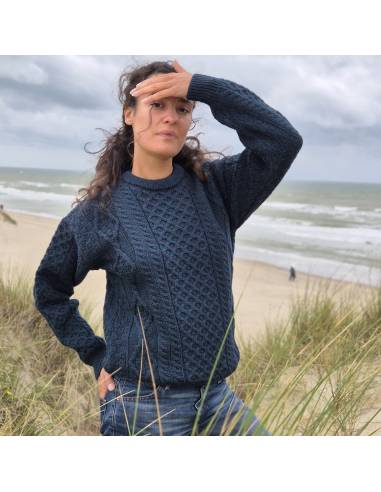 Cálido jersey irlandés de pura lana merino con cuello redondo de rombos mujer o hombre