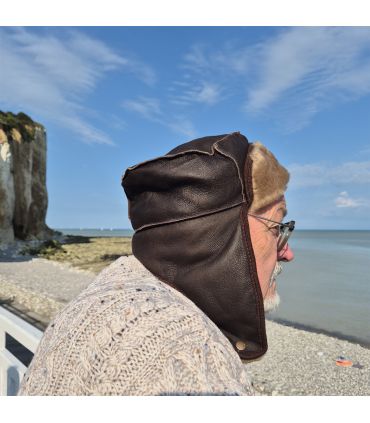 Chapkas nordique en cuir ou peau de mouton retourné type aviateur