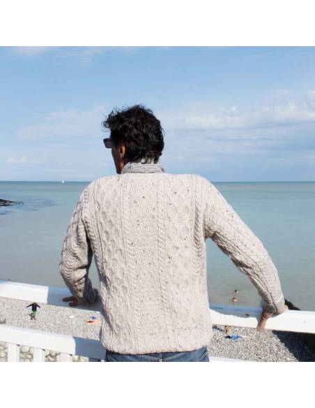 Pull col V pour hommes laine véritable