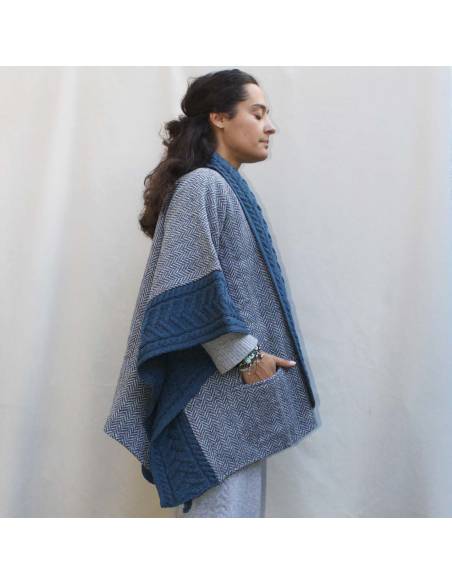  Women's cape in pure merino wool and Donegal tweed