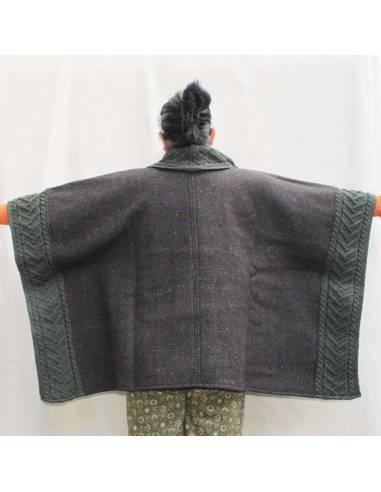  Women's cape in pure merino wool and Donegal tweed