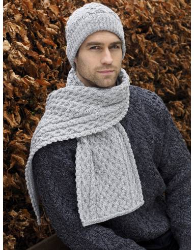 Thick warm scarf in pure merino wool